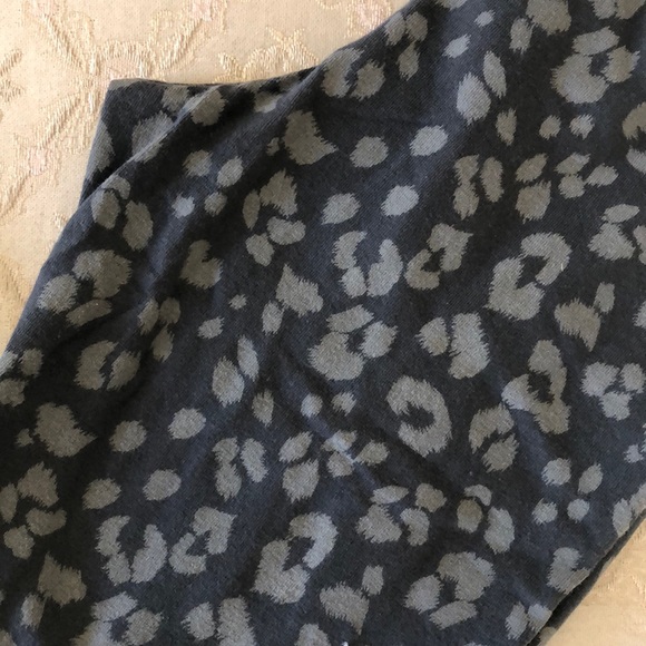 Animal print leggings "Old Navy" - Picture 2 of 4